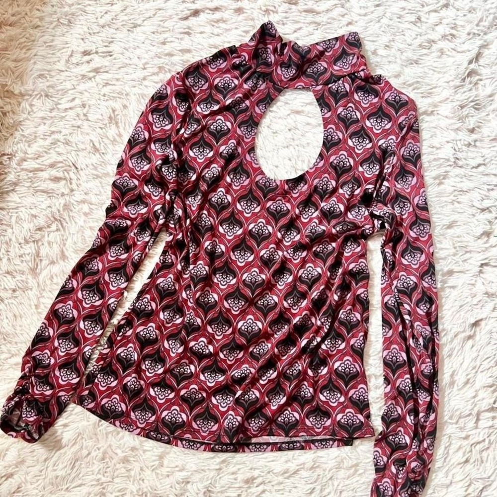 Retro Funky Keyhole Mesh Mock Neck Top Womens L Statement PopArt Mod Fit Quirky